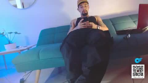 Snapshot of mathew444 chatting on October 27, 2025, 12:26 am STRURIBE ON INSTAGRAM online show from October 27, 2025, 12:26 am