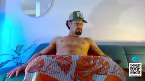 Snapshot of mathew444 chatting on October 31, 2025, 7:37 pm STRURIBE ON INSTAGRAM online show from October 31, 2025, 7:37 pm