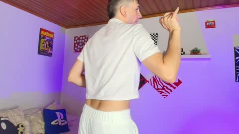 Snapshot of mathew_conelly chatting on January 25, 2025, 8:53 pm Matt online show from January 25, 2025, 8:53 pm