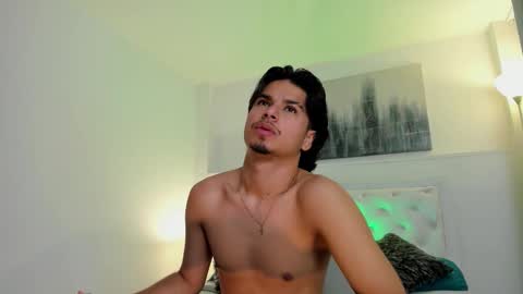 Snapshot of mathewadams chatting on October 21, 2025, 7:03 pm Mathew online show from October 21, 2025, 7:03 pm