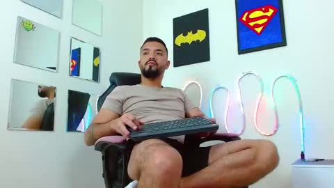 mathewhot3 online show from November 26, 2025, 6:03 am