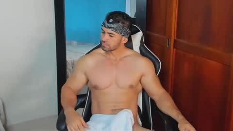 Snapshot of mathews_smith chatting on September 20, 2025, 11:33 am mathews_smith online show from September 20, 2025, 11:33 am