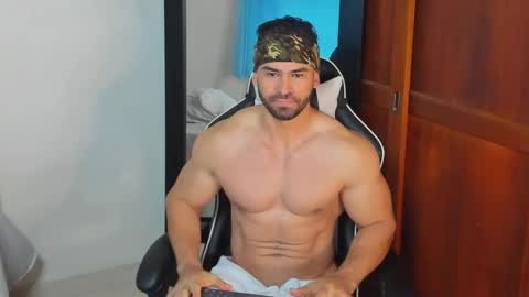 Snapshot of mathews_smith chatting on October 2, 2025, 11:50 am mathews_smith online show from October 2, 2025, 11:50 am