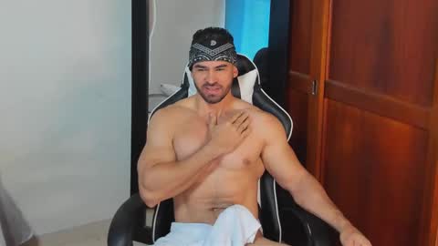 Snapshot of mathews_smith chatting on October 28, 2025, 1:14 pm mathews_smith online show from October 28, 2025, 1:14 pm