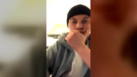 mathiasej online show from February 1, 2026, 9:46 pm