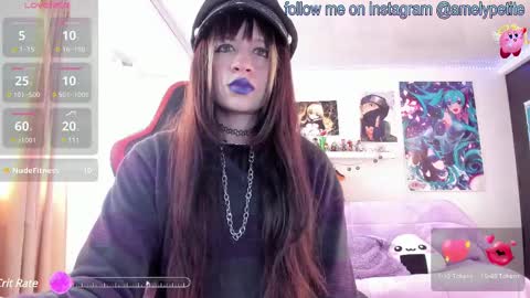Snapshot of mathildalapetite chatting on February 10, 2025, 6:56 pm Mathilda Lapetite online show from February 10, 2025, 6:56 pm
