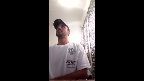 matias225425 online show from February 22, 2026, 9:24 pm