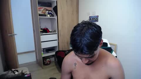 matias online show from November 26, 2025, 7:04 pm