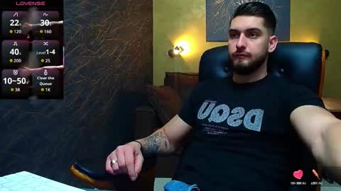 Snapshot of matiasdean chatting on September 28, 2025, 4:40 am MatiasDean online show from September 28, 2025, 4:40 am