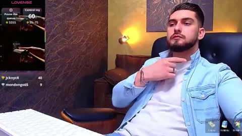 Snapshot of matiasdean chatting on September 30, 2025, 5:34 am MatiasDean online show from September 30, 2025, 5:34 am