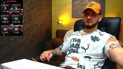 Snapshot of matiasdean chatting on October 11, 2025, 5:17 am MatiasDean online show from October 11, 2025, 5:17 am