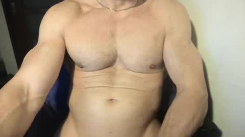 MatiasMatureMuscle online show from January 25, 2025, 1:21 am
