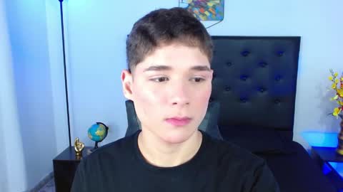 Snapshot of matiii18 chatting on April 6, 2026, 1:23 pm Mati online show from April 6, 2026, 1:23 pm