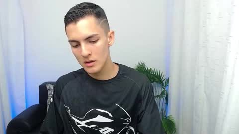 Matias online show from November 8, 2025, 2:17 pm