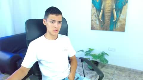 Matias online show from April 29, 2026, 3:38 pm