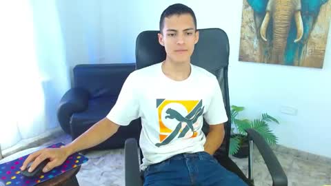 Snapshot of matiius18 chatting on May 18, 2026, 1:39 pm Matias online show from May 18, 2026, 1:39 pm
