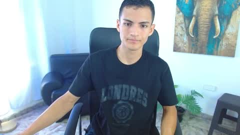 Snapshot of matiius18 chatting on May 29, 2026, 2:15 pm Matias online show from May 29, 2026, 2:15 pm