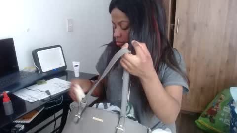 Snapshot of matilde27 chatting on December 1, 2024, 9:04 pm Daniela online show from December 1, 2024, 9:04 pm