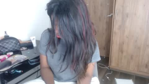 Snapshot of matilde27 chatting on December 26, 2024, 11:13 pm Daniela online show from December 26, 2024, 11:13 pm