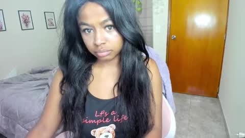 Snapshot of matilde27 chatting on September 28, 2025, 11:04 am Daniela online show from September 28, 2025, 11:04 am