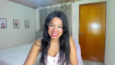 Snapshot of matilde27 chatting on October 2, 2025, 9:49 am Daniela online show from October 2, 2025, 9:49 am