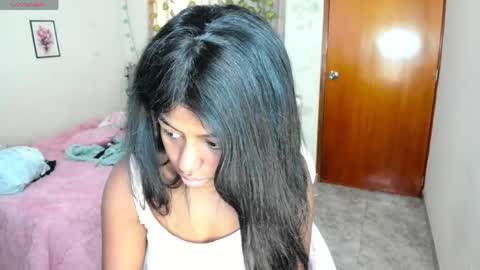Daniela online show from May 1, 2026, 3:49 pm