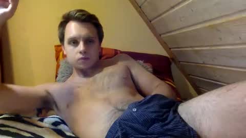 Snapshot of matko1492 chatting on October 16, 2025, 4:30 pm matko1492 online show from October 16, 2025, 4:30 pm