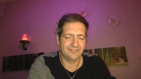 matrike1 online show from January 13, 2025, 9:52 pm
