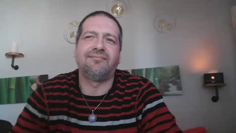 matrike1 online show from February 19, 2025, 2:23 pm