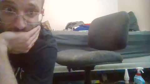 matt48195571828 online show from April 30, 2026, 12:50 am