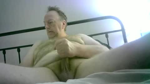 Snapshot of matt676756 chatting on October 27, 2025, 1:04 pm Matt676756 online show from October 27, 2025, 1:04 pm