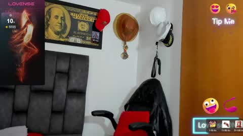 Snapshot of matt_rodriguez92 chatting on May 11, 2026, 10:43 am matt rodriguez92 online show from May 11, 2026, 10:43 am