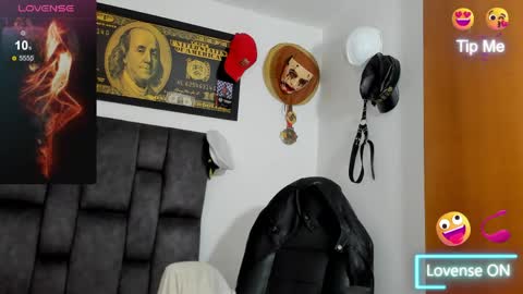 Snapshot of matt_rodriguez92 chatting on May 24, 2026, 9:25 am matt rodriguez92 online show from May 24, 2026, 9:25 am