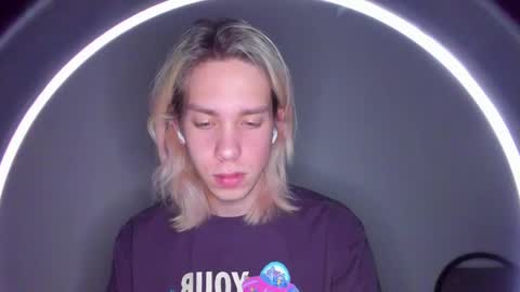 Snapshot of matt_spark chatting on February 16, 2025, 9:05 pm Matt online show from February 16, 2025, 9:05 pm