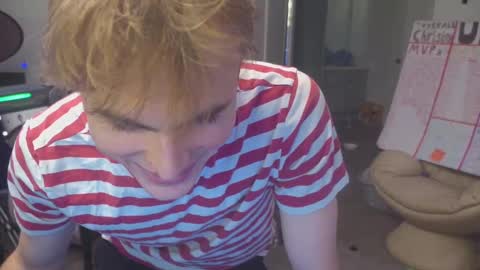 Snapshot of mattcashxxx chatting on September 30, 2025, 1:10 am Matt Cash online show from September 30, 2025, 1:10 am