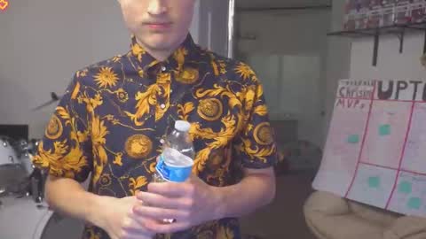 Snapshot of mattcashxxx chatting on October 10, 2025, 1:04 am Matt Cash online show from October 10, 2025, 1:04 am