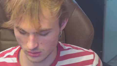 Snapshot of mattcashxxx chatting on November 6, 2025, 2:12 am Matt Cash online show from November 6, 2025, 2:12 am