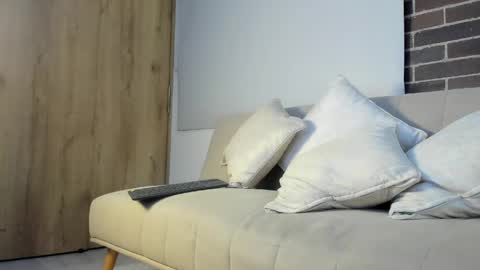 mattaclawjean online show from May 27, 2026, 1:57 am
