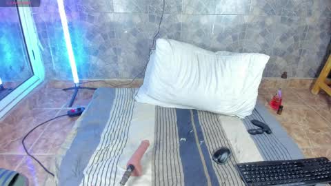 Matt Coom Independent model online show from April 2, 2026, 1:09 pm