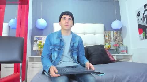 ---Matteo--- online show from October 25, 2025, 3:36 am