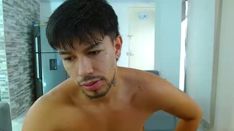 matteo_leto online show from October 2, 2025, 12:23 pm