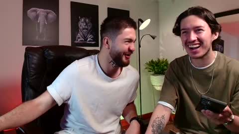 Snapshot of matteo_simpson chatting on February 14, 2025, 4:31 pm Matteo simpson online show from February 14, 2025, 4:31 pm