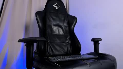 matteosantino25 online show from March 6, 2026, 5:09 pm