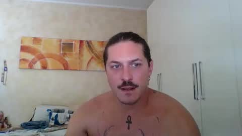 matteushh87 online show from September 17, 2025, 9:22 am