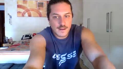 matteushh87 online show from October 15, 2025, 9:31 am