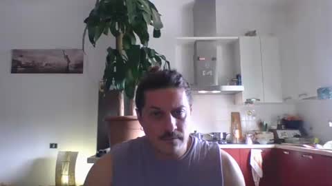 matteushh87 online show from March 8, 2026, 12:31 pm