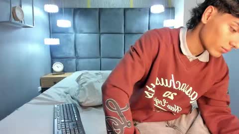 mattfiore online show from November 25, 2025, 12:05 pm