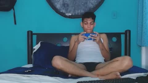 matthew_hawk19 online show from February 17, 2025, 2:42 am