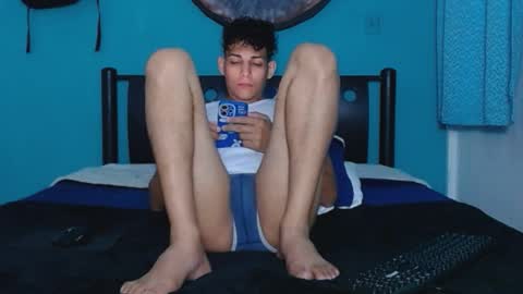 matthew_hawk19 online show from March 4, 2025, 9:43 pm