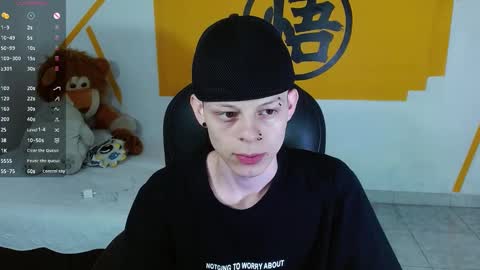 Snapshot of matthewboy_ chatting on January 19, 2025, 1:55 pm MatthewBoy online show from January 19, 2025, 1:55 pm